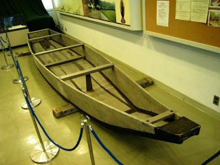 保津川の木造船